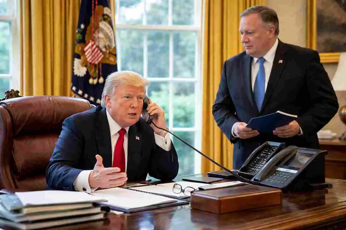 Trump Halts Iran Strikes, Pushes for Diplomacy Over War